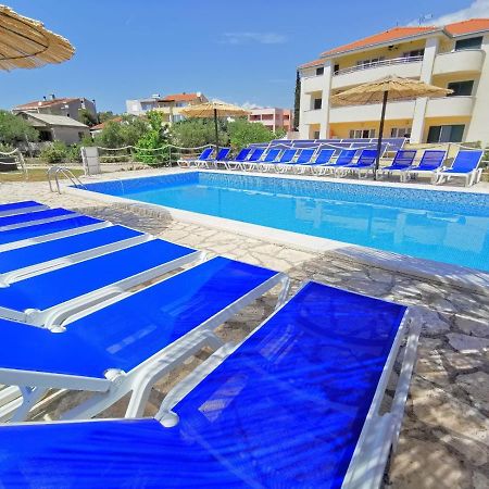 רוגוזניצה Apartments Cvita Holiday מראה חיצוני תמונה